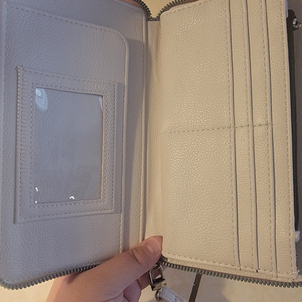 Betsy Johnson leather wallet NWOT - Picture 7 of 7